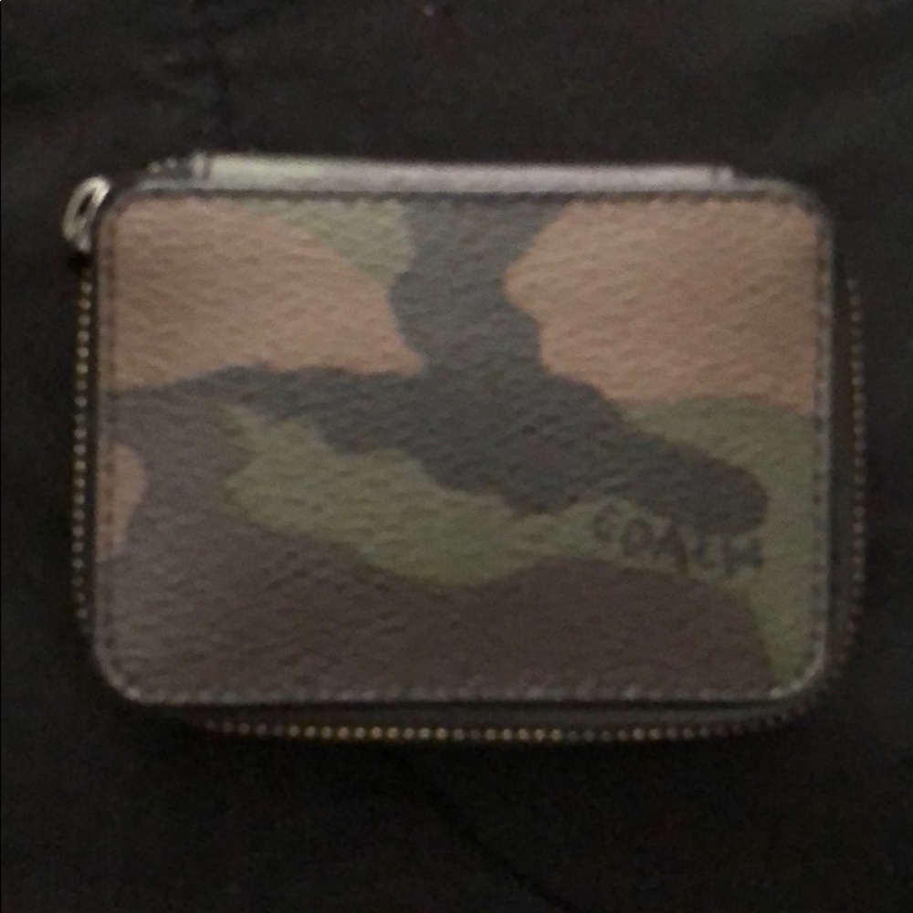 Coach set - Picture 3 of 8